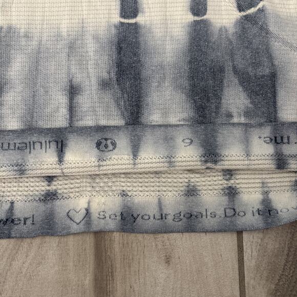 Lululemon Swiftly Tech Racer Back Tie Dye Tank Top Size 6 Blue White - Picture 8 of 11